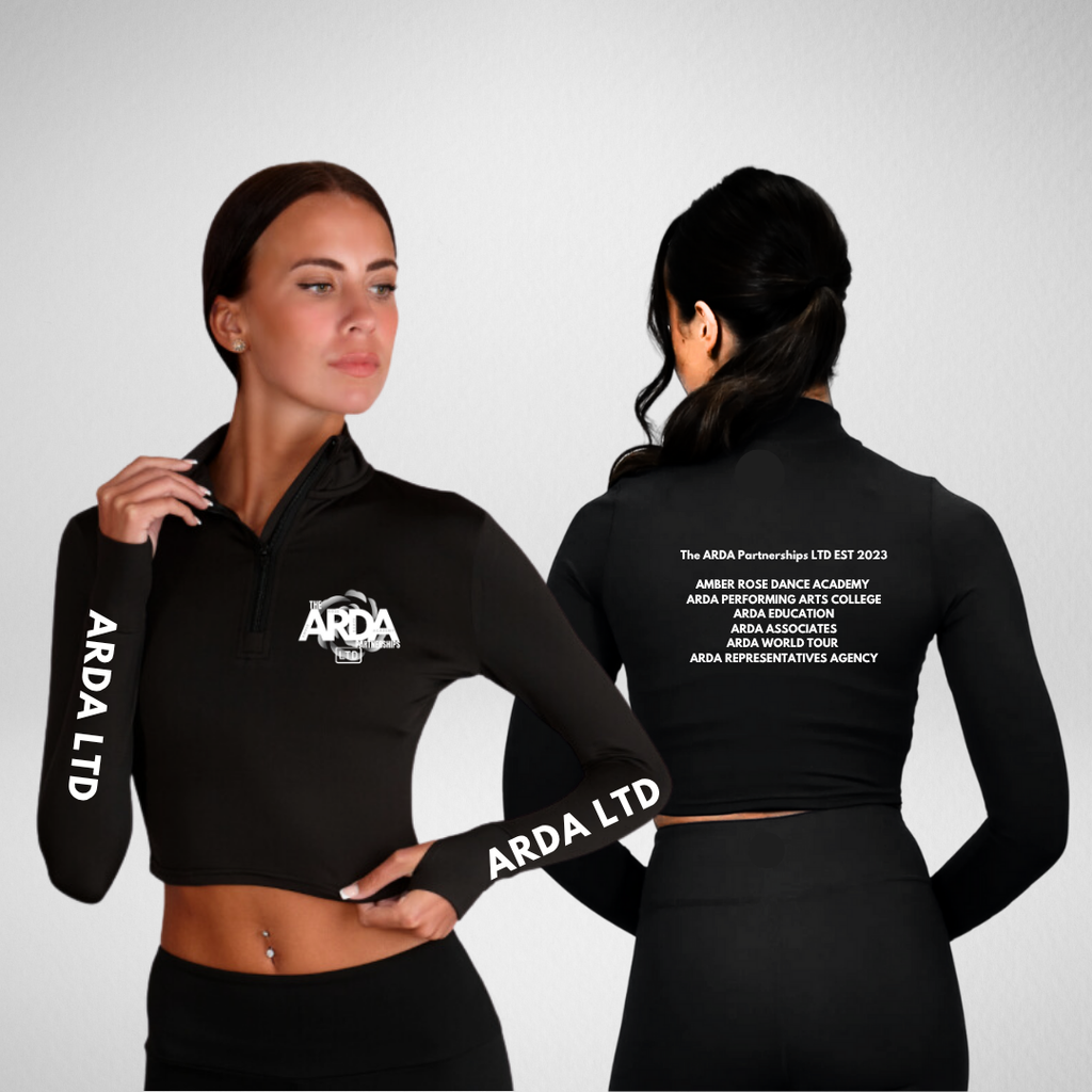 ARDA Long Sleeved Zip Crop Top